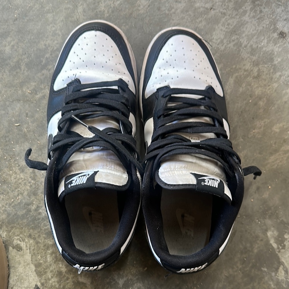 Panda Dunks Low Nike Dual-Tone Black and White Sneakers